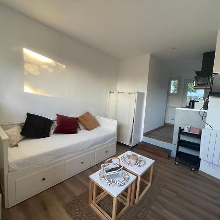 Studio Sur Castelginest Esterno foto